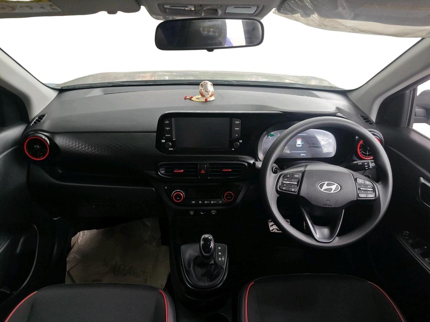 2025 Hyundai EXTER SX 1.2 AMT Knight Edition, Petrol, Automatic, 1,211 km, interior