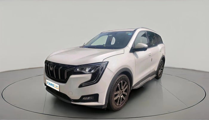 2023 Mahindra XUV700 AX 7 LUXURY D AWD AT 7 STR, Diesel, Automatic, 9,724 km, exterior