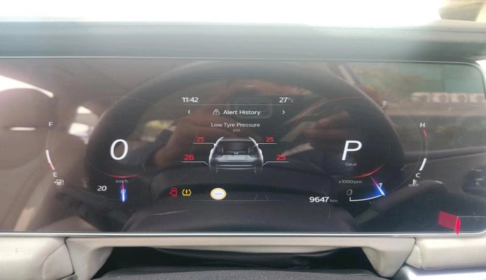 2023 Mahindra XUV700 AX 7 LUXURY D AWD AT 7 STR, Diesel, Automatic, 9,724 km, interior