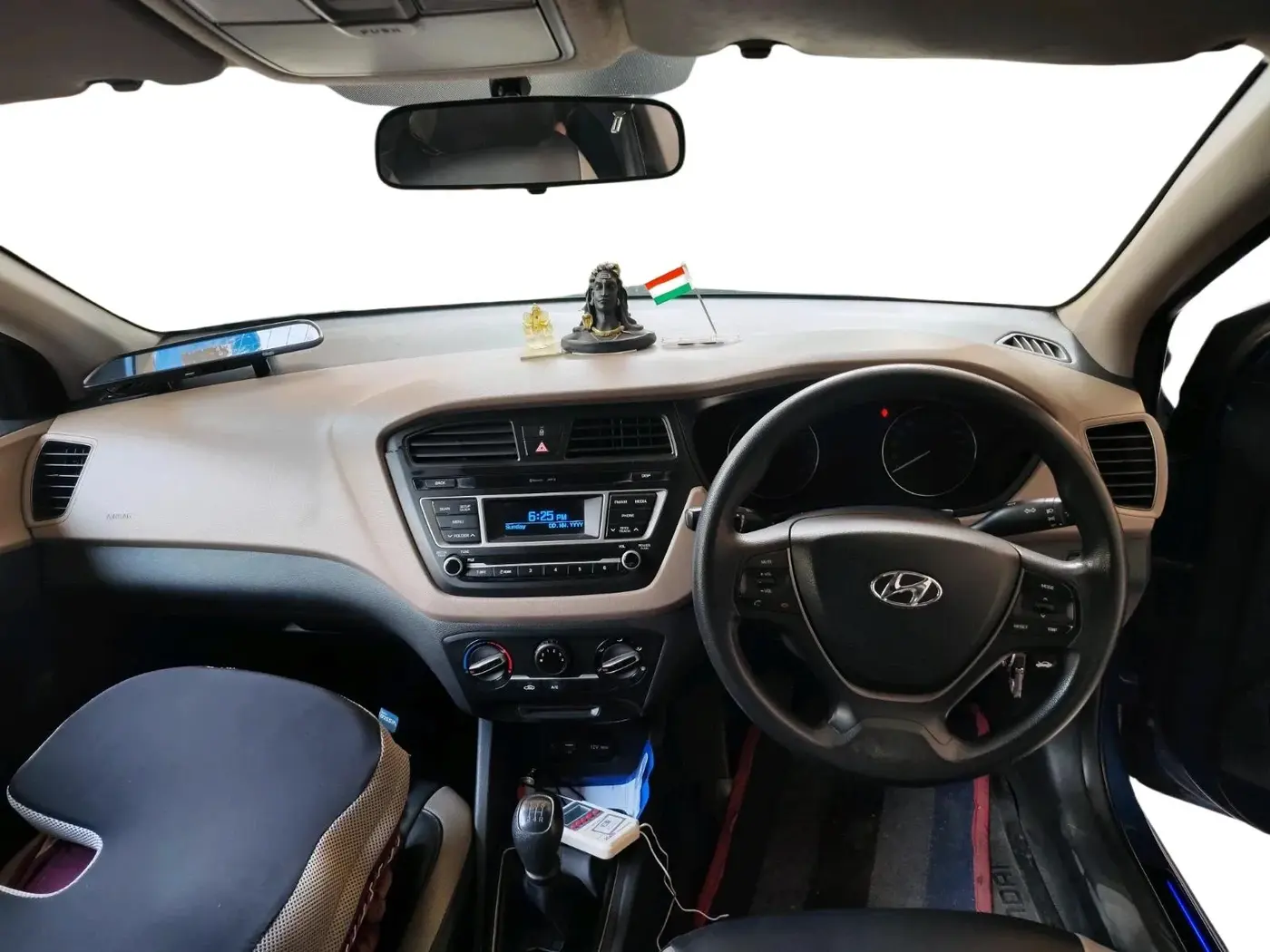 2016 Hyundai Elite i20 MAGNA 1.2, Petrol, Manual, 27,892 km, interior