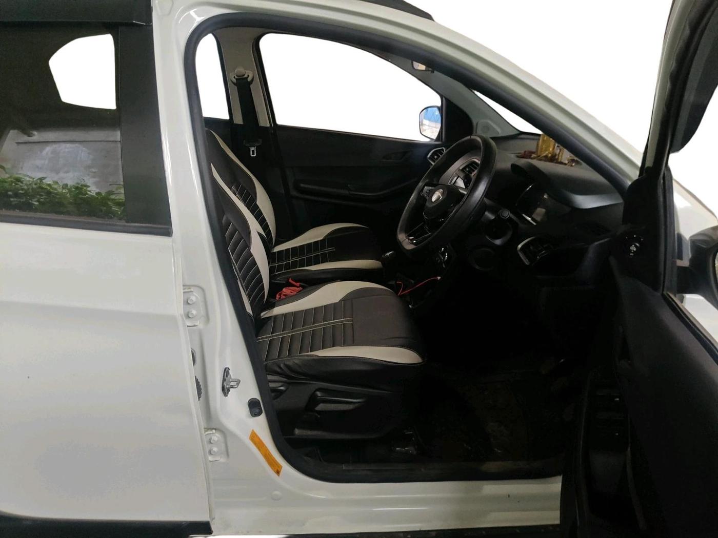 2024 Tata TIAGO NRG XZ MT, Petrol, Manual, 8,248 km, interior