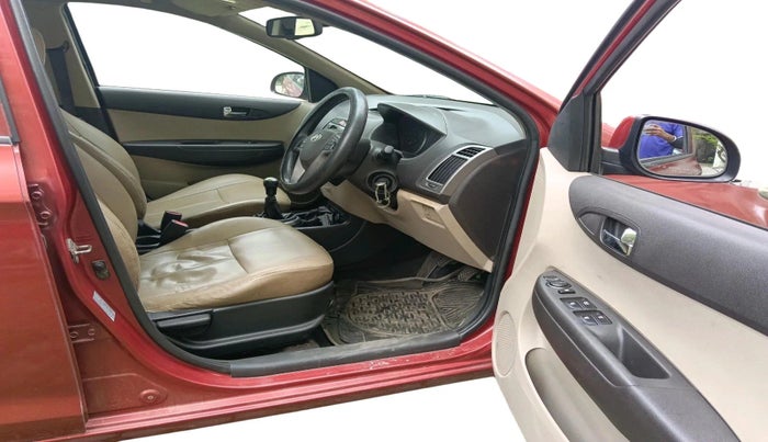2012 Hyundai i20 SPORTZ 1.2, Petrol, Manual, 53,586 km, interior