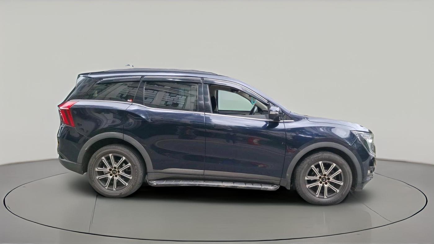 2024 Mahindra XUV700 AX 7 LUXURY D AT 7 STR, Diesel, Automatic, 46,148 km, exterior