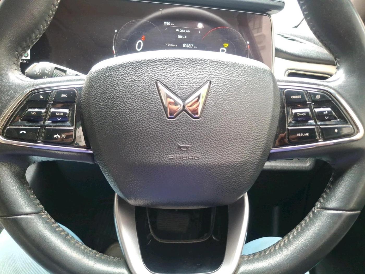 2024 Mahindra XUV700 AX 7 LUXURY D AT 7 STR, Diesel, Automatic, 46,148 km, interior