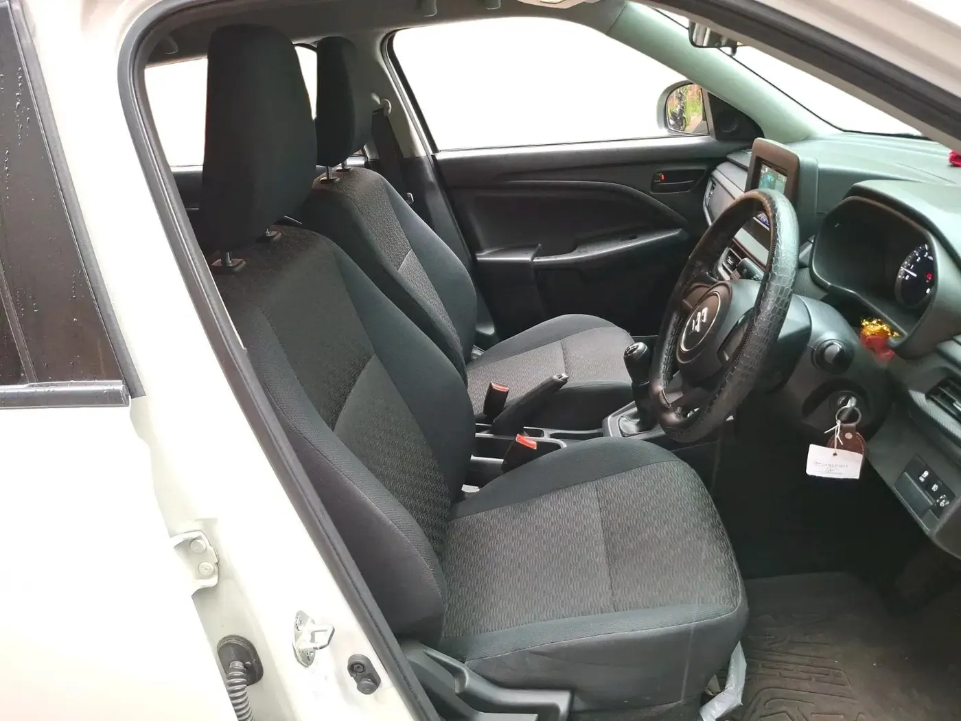 2024 Maruti BREZZA LXI, Petrol, Manual, 11,962 km, interior