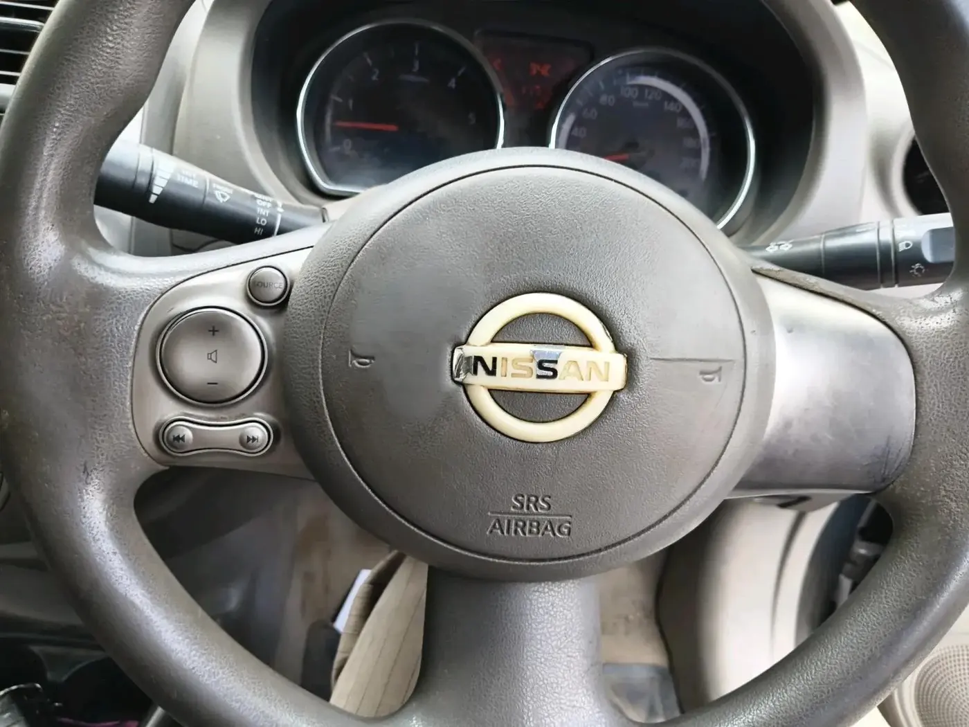 2014 Nissan Sunny XV DIESEL, Diesel, Manual, 81,570 km, interior
