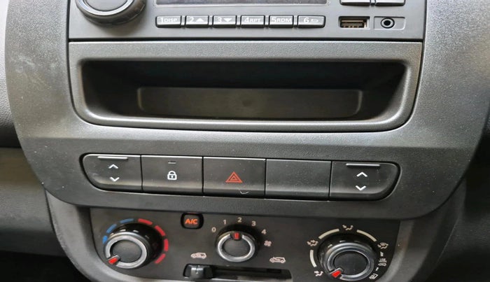 2023 Renault Kwid RXL 1.0 (O), Petrol, Manual, 62 km, interior