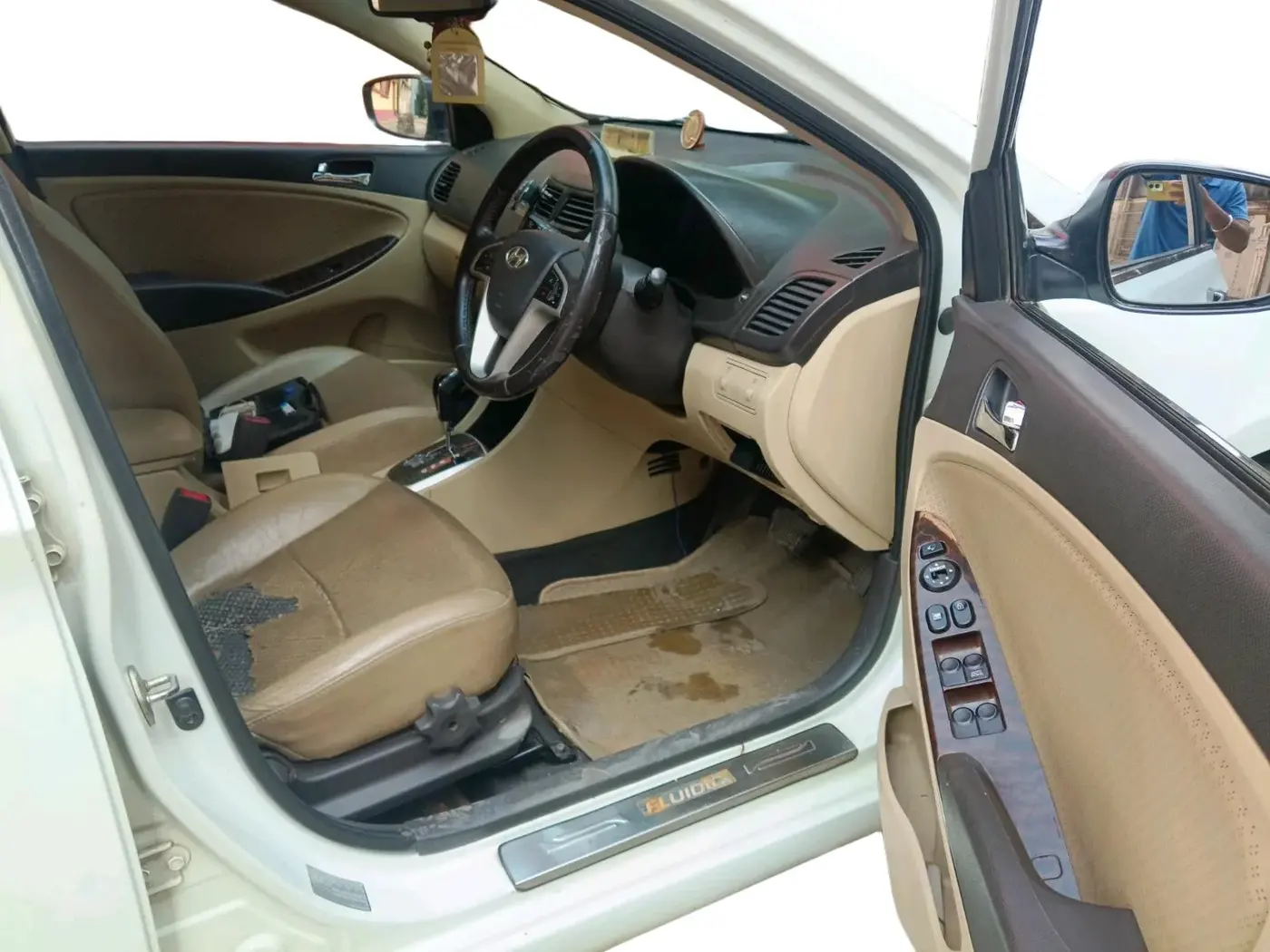 2012 Hyundai Verna FLUIDIC 1.6 VTVT SX AT, Petrol, Automatic, 1 km, interior