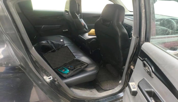 2018 Mahindra KUV 100 NXT K2 P 6 STR, Petrol, Manual, 1,07,081 km, interior