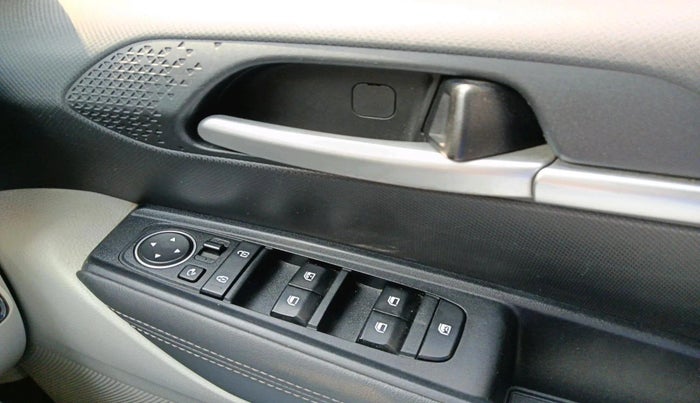 2020 KIA SONET HTX PLUS 1.0 IMT, Petrol, Manual, 37,254 km, interior