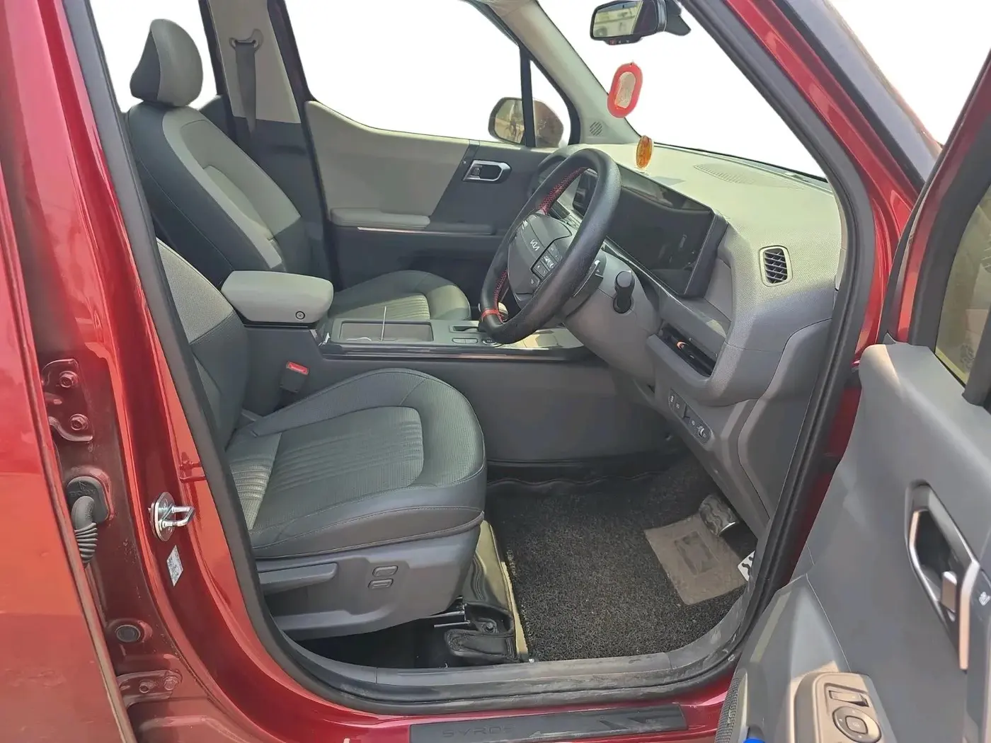2025 KIA SYROS HTX Plus (O) 1.5 Diesel 6AT, Diesel, Automatic, 7,748 km, interior