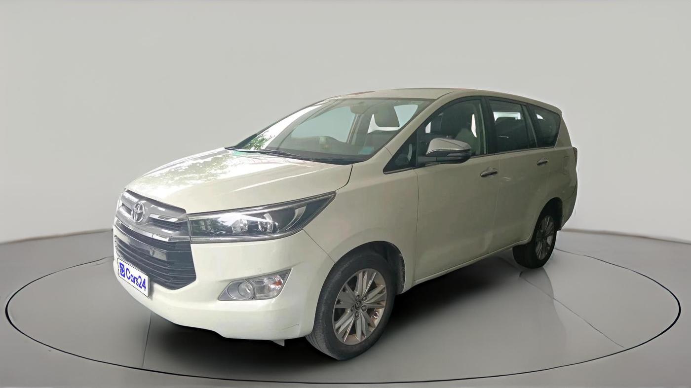2017 Toyota Innova Crysta 2.4 ZX 7 STR, Diesel, Manual, 54,922 km, exterior