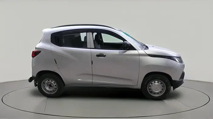 2016 Mahindra Kuv100 K2 6 STR, Petrol, Manual, 51,430 km, exterior