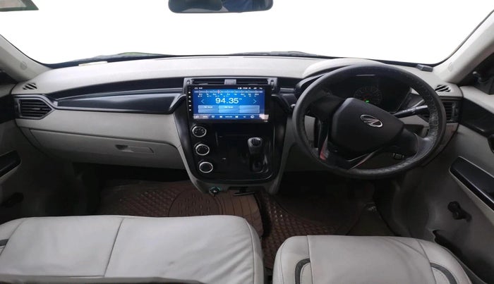 2016 Mahindra Kuv100 K2 6 STR, Petrol, Manual, 51,430 km, interior