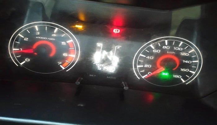 2016 Mahindra Kuv100 K2 6 STR, Petrol, Manual, 51,430 km, interior