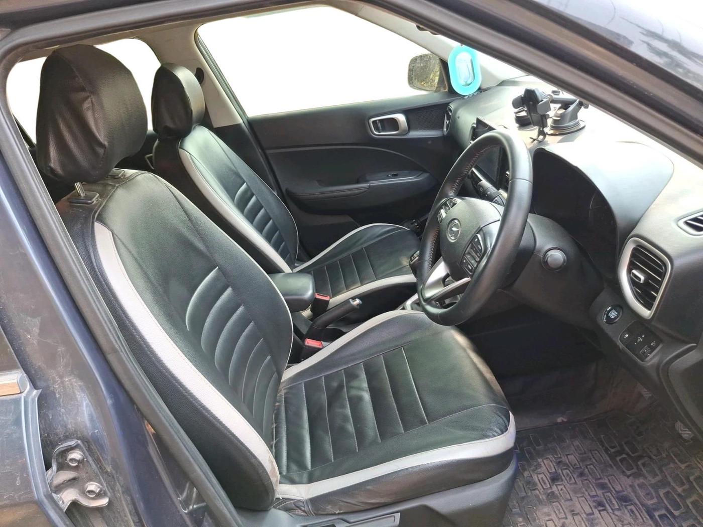 2019 Hyundai VENUE SX 1.0 (O) TURBO, Petrol, Manual, 27,742 km, interior