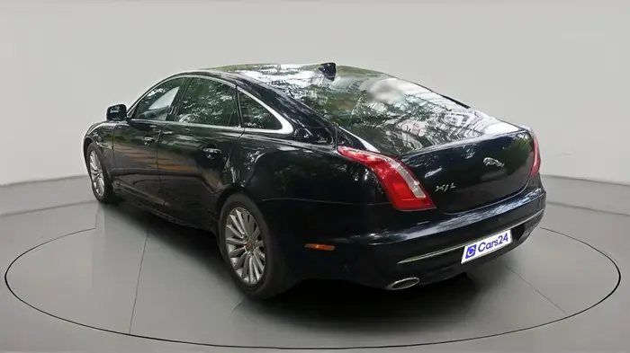 2018 Jaguar XJ L 3.0 V 6 PORTFOLIO, Diesel, Automatic, 38,154 km, exterior