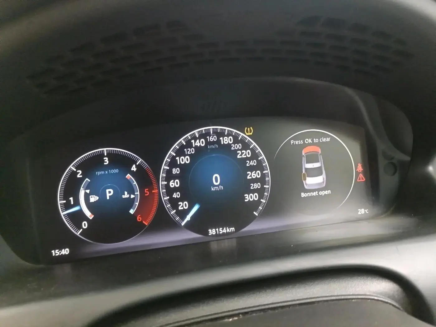 2018 Jaguar XJ L 3.0 V 6 PORTFOLIO, Diesel, Automatic, 38,154 km, interior