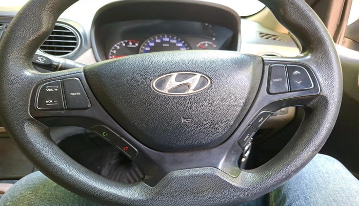 2014 Hyundai Xcent S 1.1 CRDI, Diesel, Manual, 1,56,546 km, interior