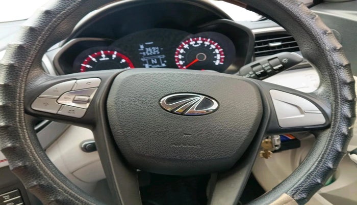 2019 Mahindra XUV300 W6 1.2 PETROL, Petrol, Manual, 15,526 km, interior