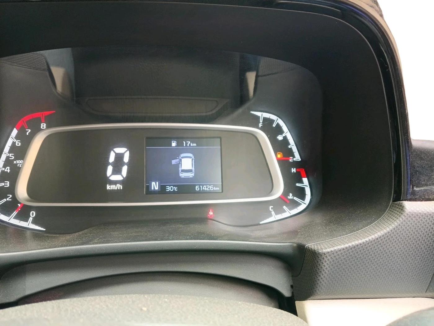 2021 KIA SONET HTX 1.0 IMT, Petrol, Manual, 61,426 km, interior