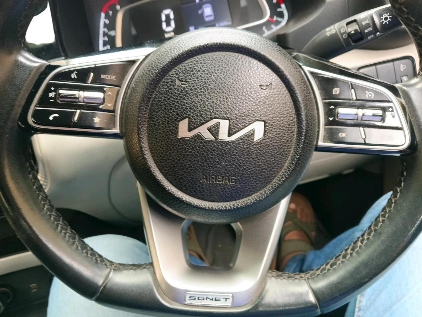 2021 KIA SONET HTX 1.0 IMT, Petrol, Manual, 61,426 km, interior