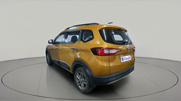 2021 Renault TRIBER RXZ AMT, Petrol, Automatic, 23,580 km, exterior