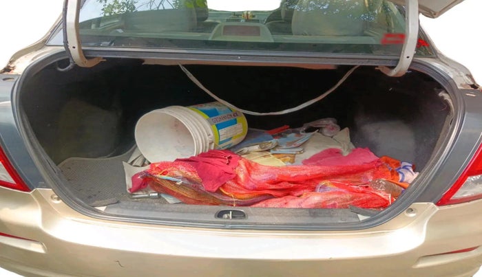 2011 Maruti Swift Dzire VXI, Petrol, Manual, 68,032 km, exterior