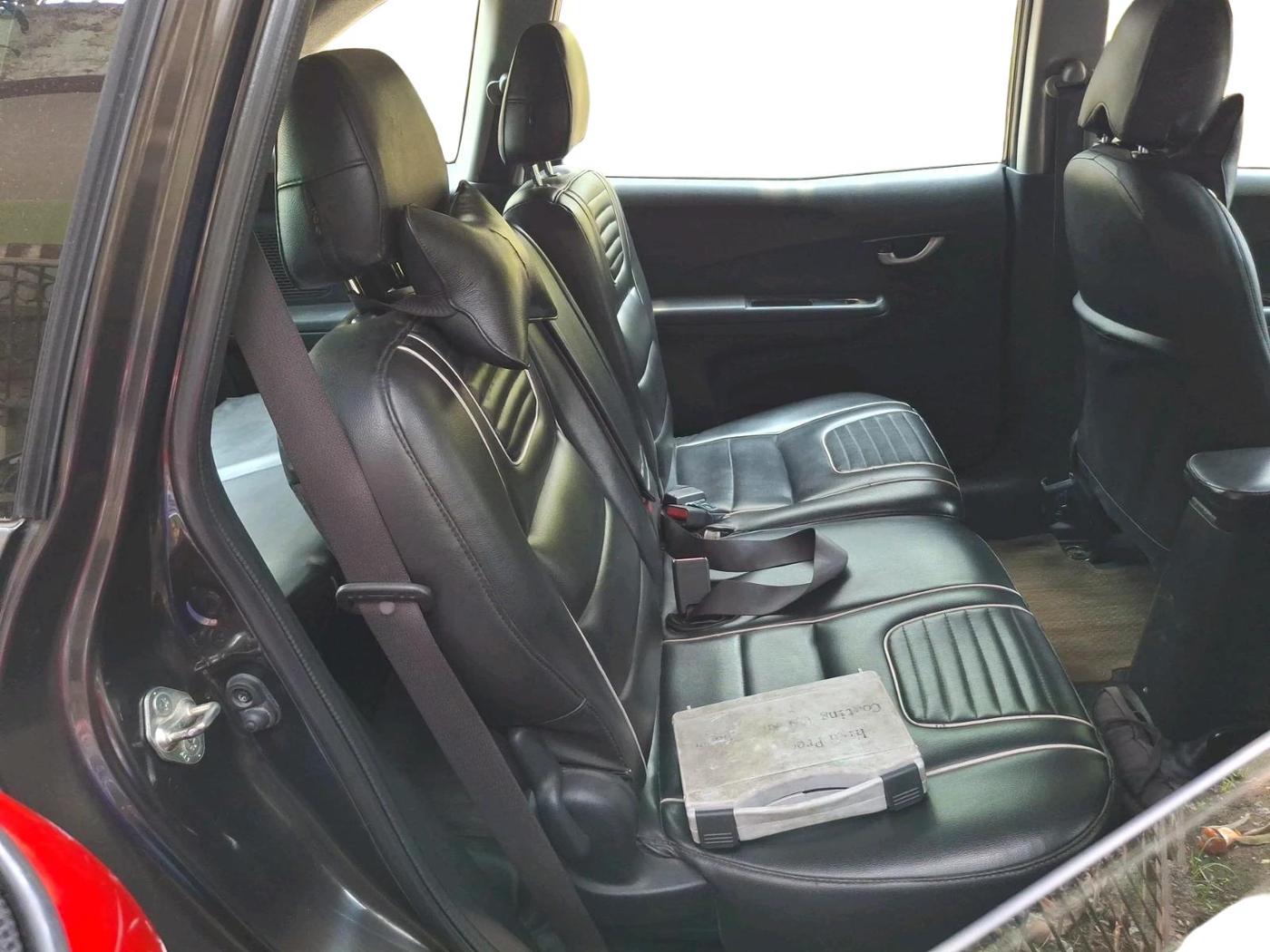 2017 Honda BR-V 1.5L I-VTEC V, Petrol, Manual, 73,245 km, interior