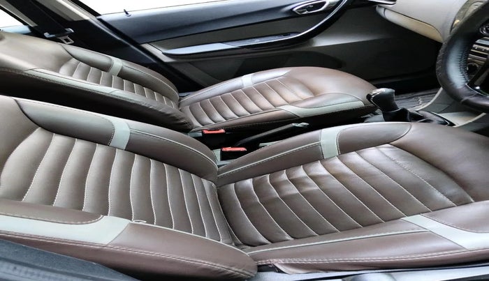 2018 Tata Tiago XZ PETROL, Petrol, Manual, 1,07,496 km, interior