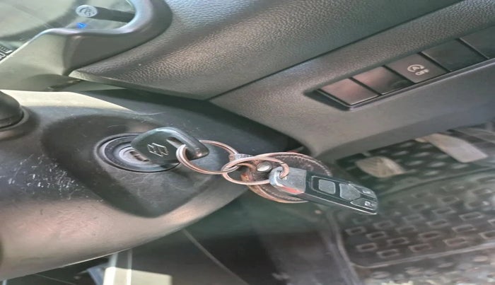 2021 Maruti Swift LXI, Petrol, Manual, 52,711 km, interior