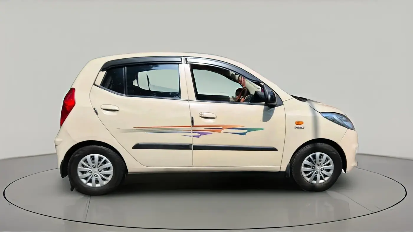 2014 Hyundai i10 SPORTZ 1.2, Petrol, Manual, 67,097 km, exterior