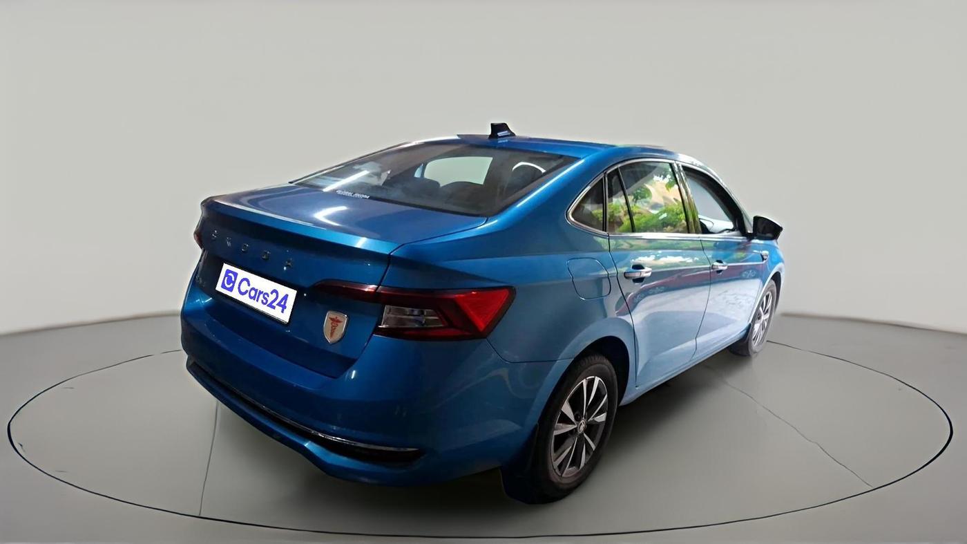 2022 Skoda SLAVIA STYLE 1.0L TSI MT, Petrol, Manual, 6,424 km, exterior