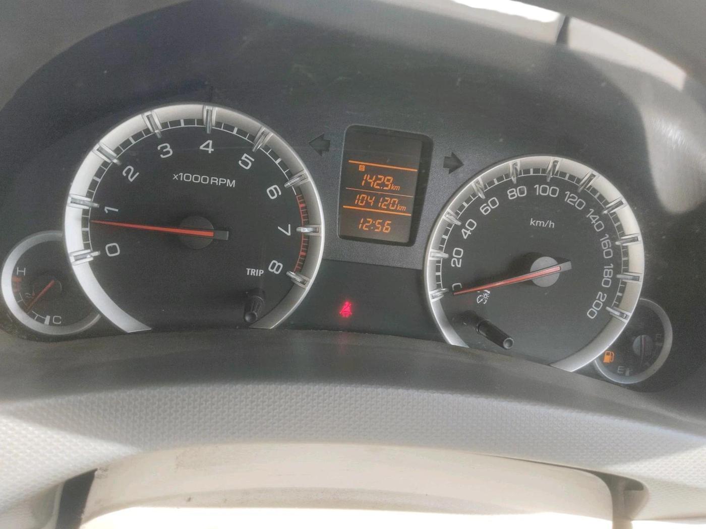 2013 Maruti Ertiga VXI, Petrol, Manual, 1,04,120 km, interior