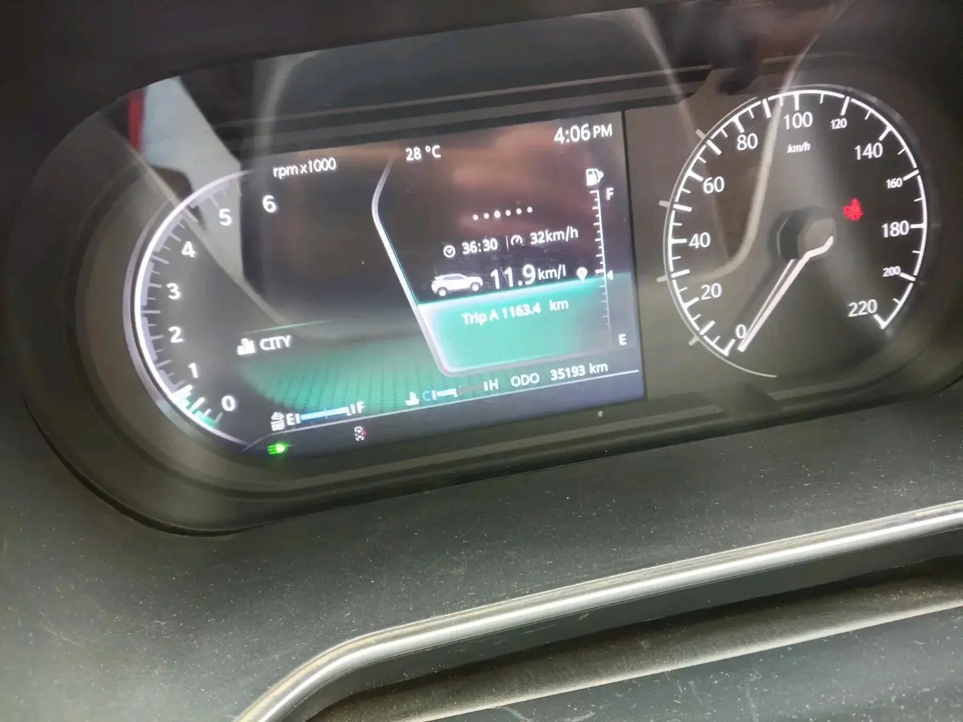 2021 Tata Harrier XZ PLUS 2.0L DUAL TONE, Diesel, Manual, 35,193 km, interior