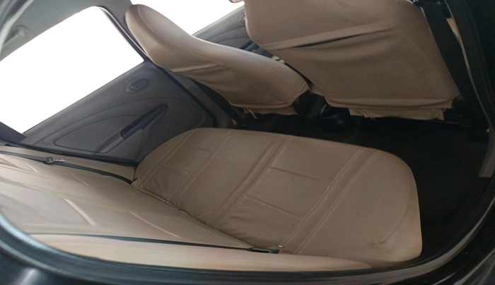 2011 Toyota Etios G, Petrol, Manual, 90,105 km, interior