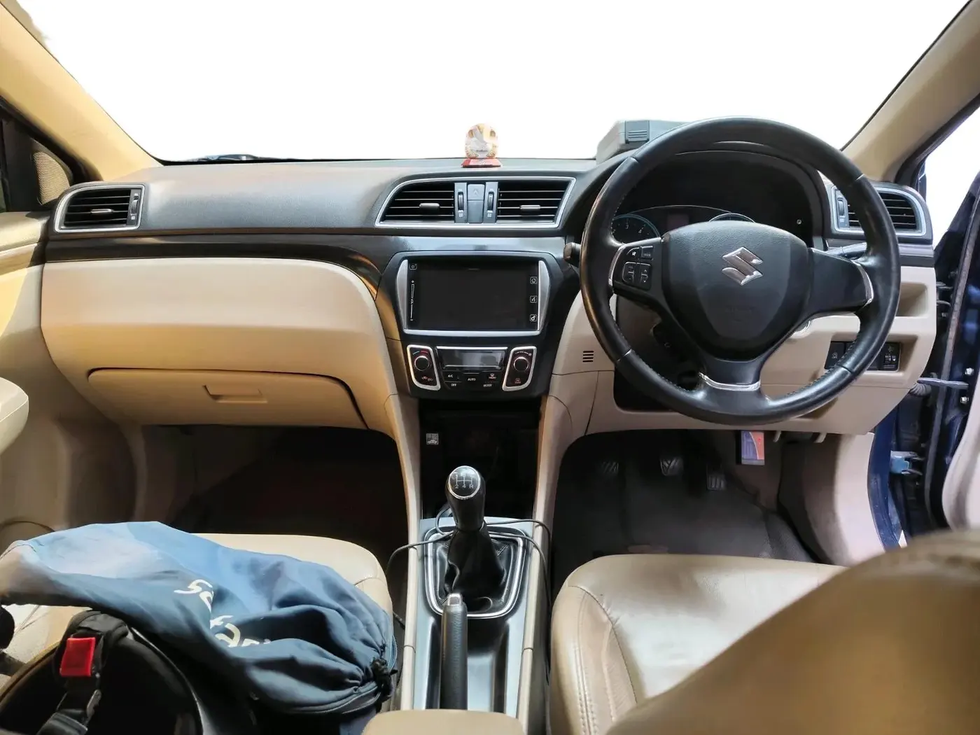 2017 Maruti Ciaz ALPHA DIESEL 1.3, Diesel, Manual, 1,26,545 km, interior