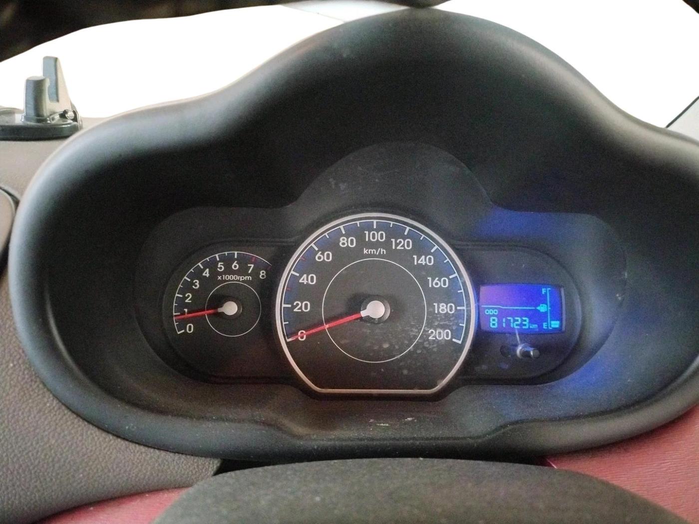 2013 Hyundai i10 MAGNA 1.2, Petrol, Manual, 81,900 km, interior