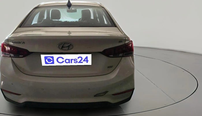 2017 Hyundai Verna 1.6 VTVT SX, Petrol, Manual, 33,314 km, exterior