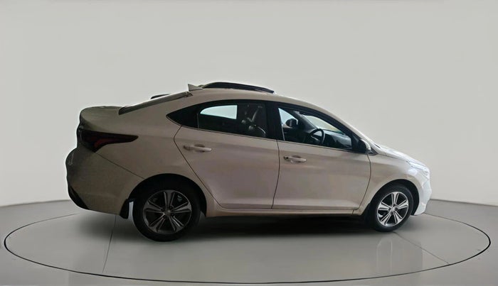 2017 Hyundai Verna 1.6 VTVT SX, Petrol, Manual, 33,314 km, exterior