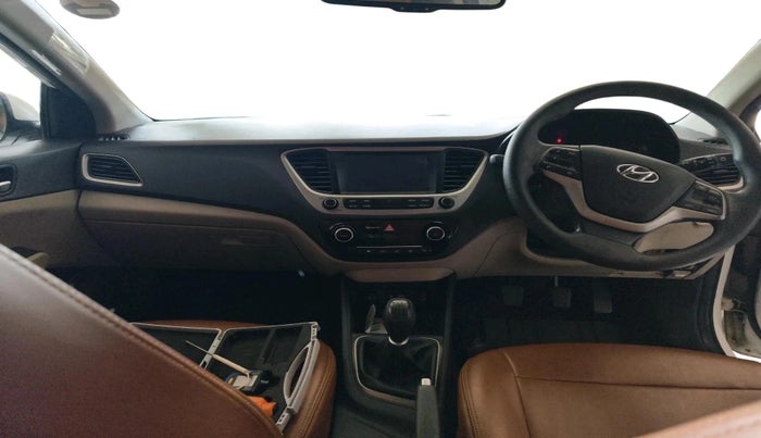 2017 Hyundai Verna 1.6 VTVT SX, Petrol, Manual, 33,314 km, interior