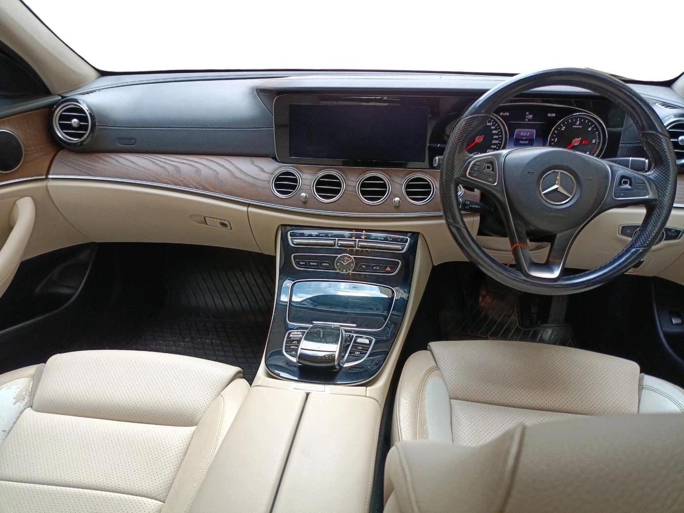 2018 Mercedes Benz E Class E 220 D, Diesel, Automatic, 98,069 km, interior