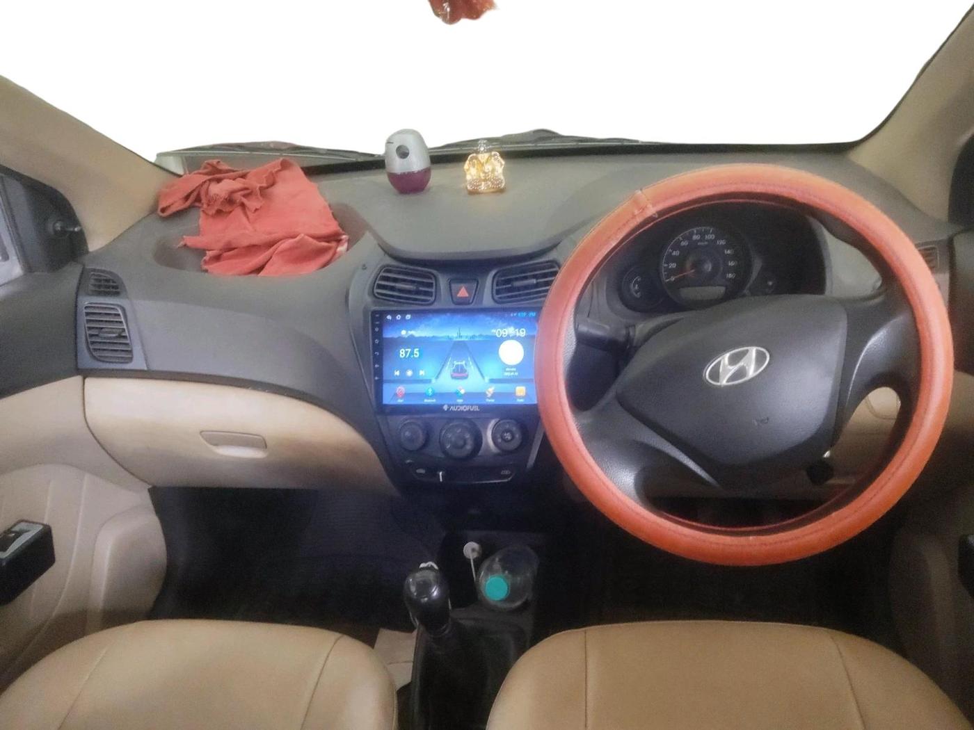 2012 Hyundai Eon D-LITE+, Petrol, Manual, 1,00,015 km, interior