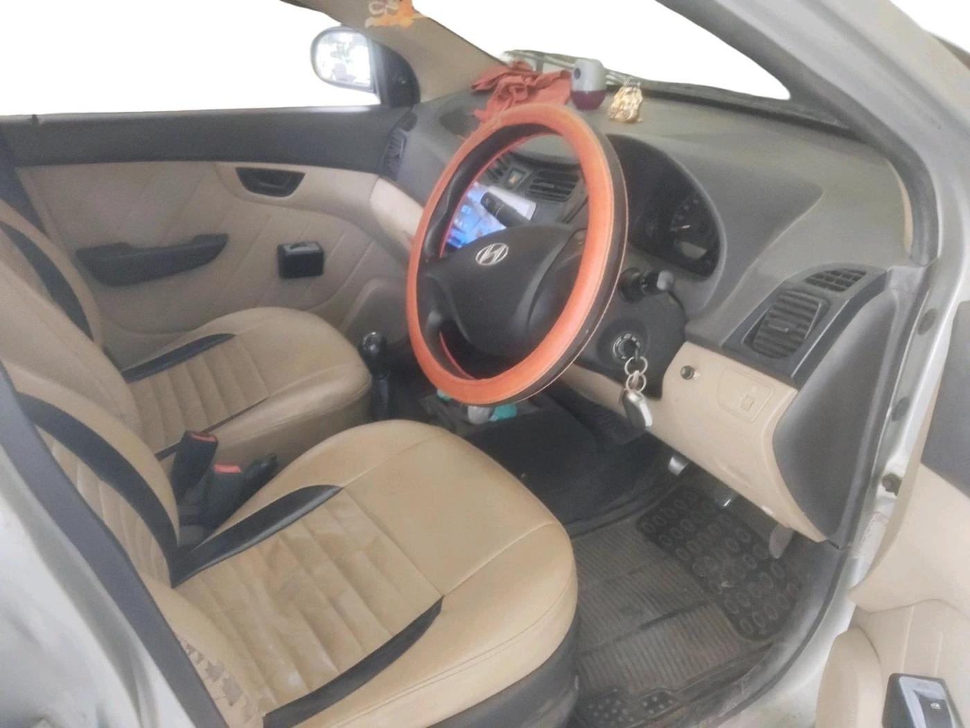 2012 Hyundai Eon D-LITE+, Petrol, Manual, 1,00,015 km, interior