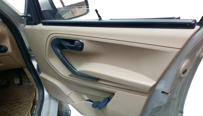 2017 Mahindra TUV300 T6 PLUS, Diesel, Manual, 1,09,766 km, interior