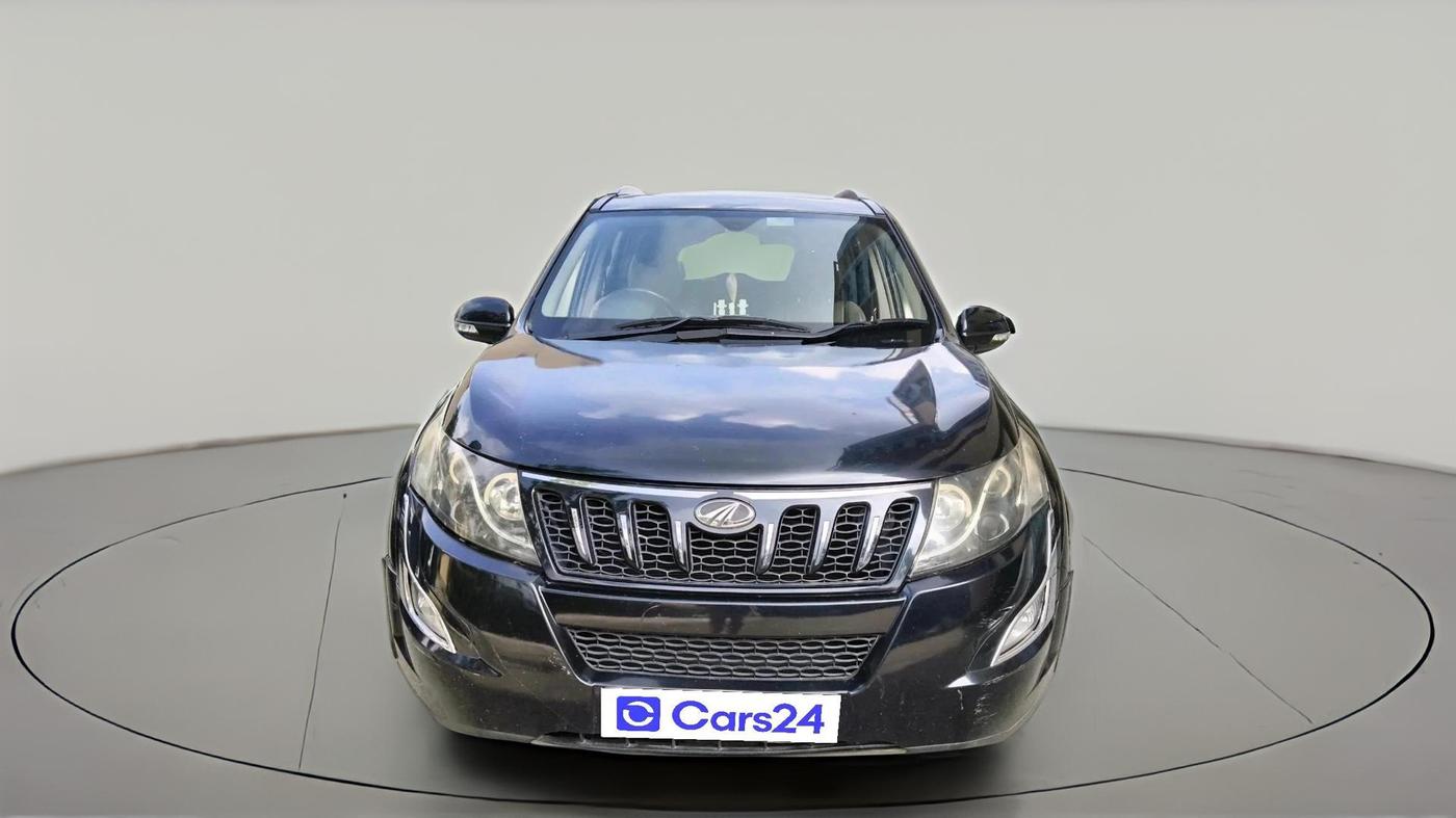 2015 Mahindra XUV500 W10, Diesel, Manual, 1,20,915 km, exterior