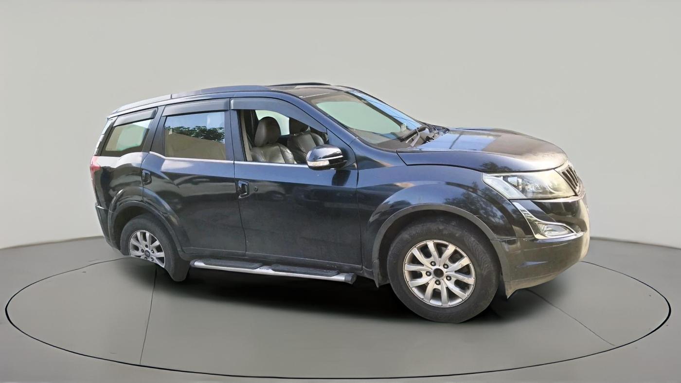 2015 Mahindra XUV500 W10, Diesel, Manual, 1,20,915 km, exterior