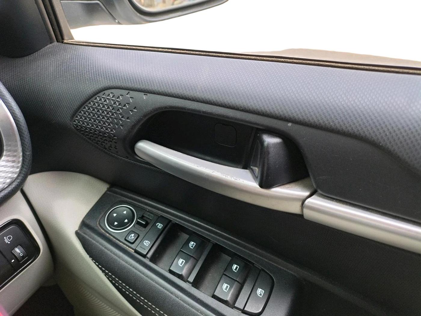 2022 KIA SONET HTX 1.5, Diesel, Manual, 64,296 km, interior