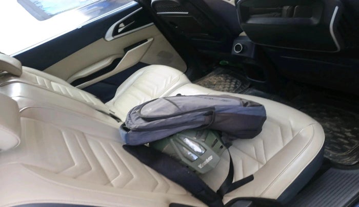 2022 KIA CARENS LUXURY PLUS 1.5 DIESEL 7 STR, Diesel, Manual, 66,815 km, interior