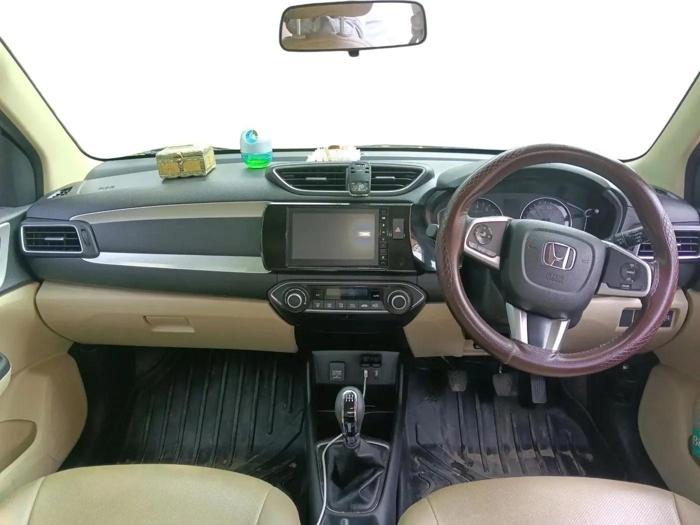 2023 Honda Amaze 1.2L I-VTEC VX, Petrol, Manual, 35,610 km, interior